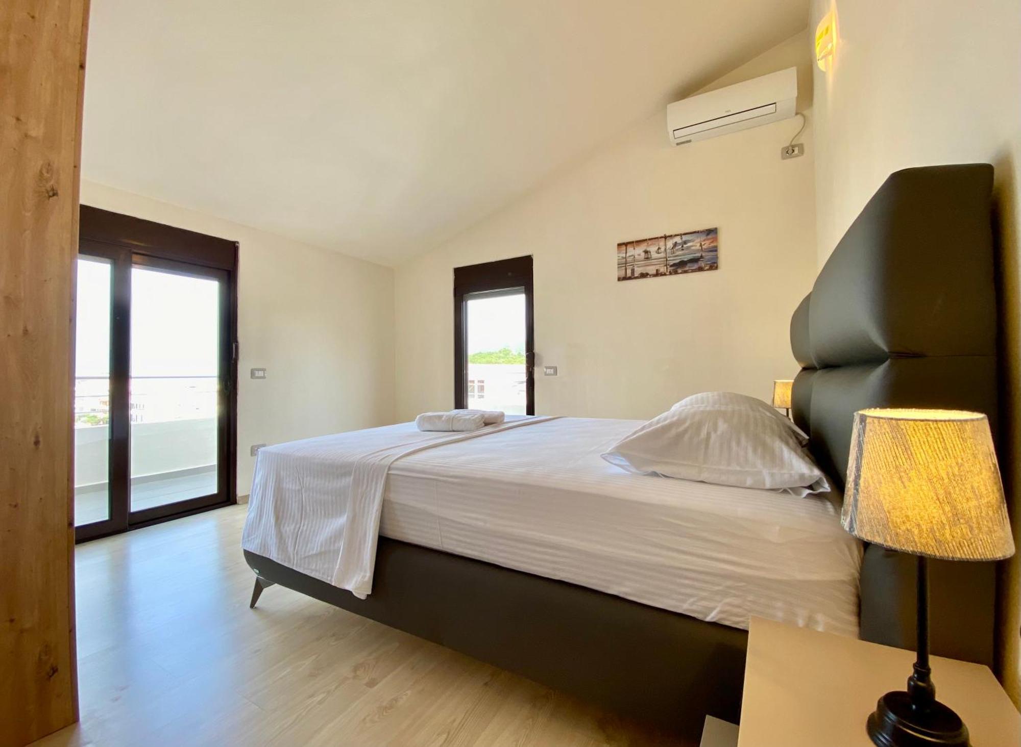 Apartment Fimi *